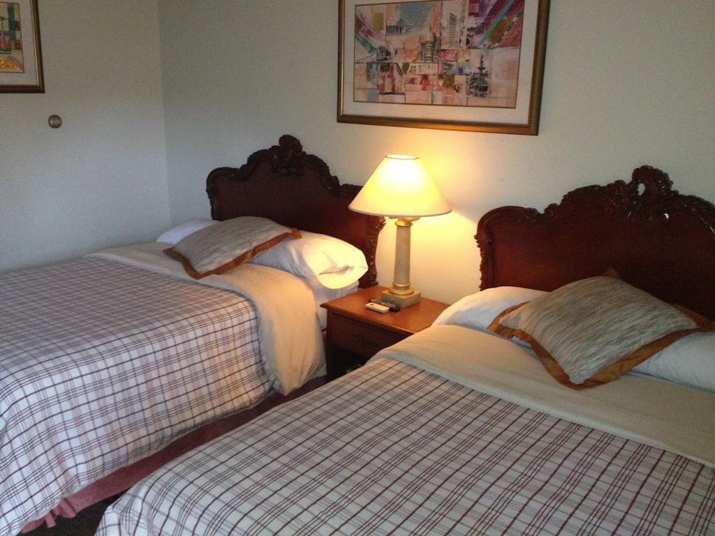 Embassy Motel - Franklin Franklin  Room photo